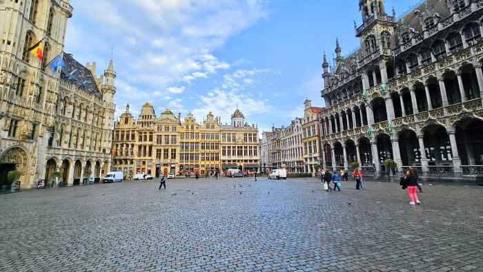 11 Tourist Things to Do in Brussels + Itineraries