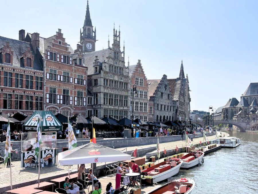 Your Guide to Graslei and Korenlei: Ghent’s Riverside