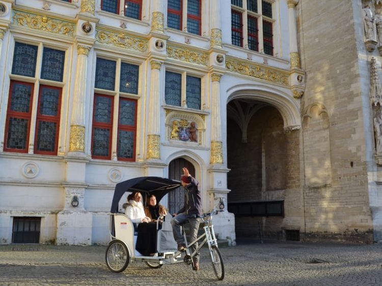 Bruges: Guided Rickshaw Tour